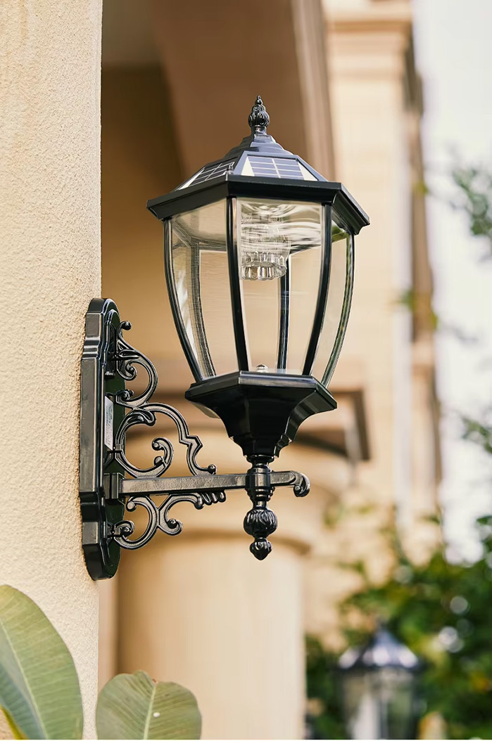 Solar Wall Light with Dimmable Brightness