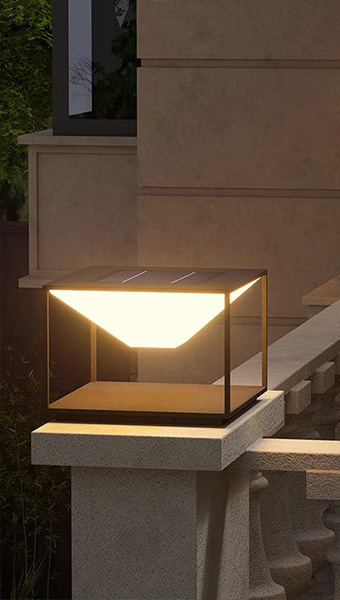 Stainless steel solar door pillar light in use