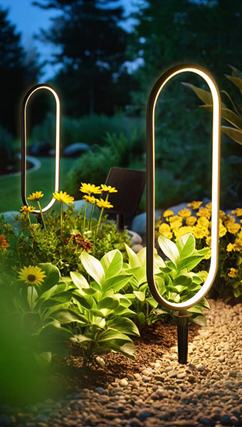 Solar Lawn Lamps in use