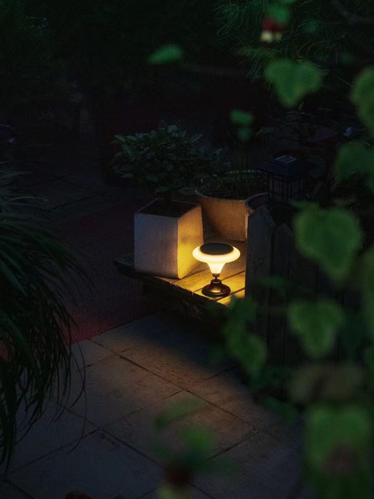 Solar Petticoat Lawn Lights