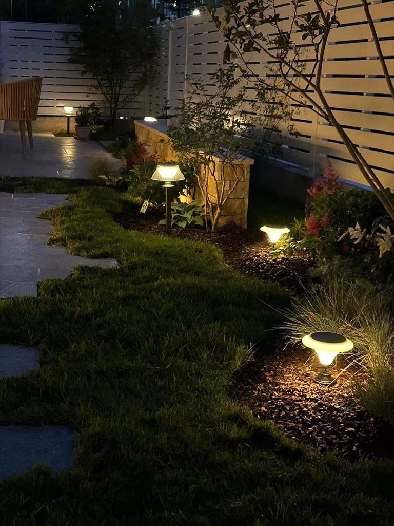 Solar Petticoat Lawn Lights