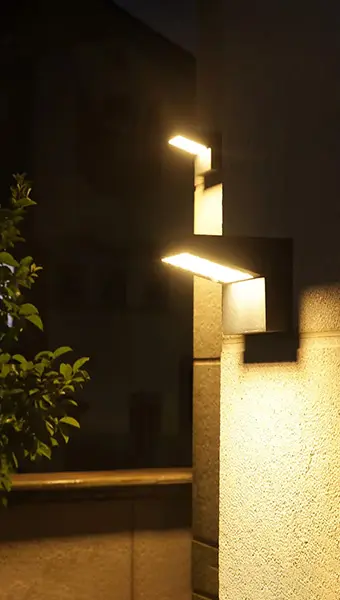 3W Solar Wall Lamp in use