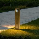Modern 360° Lawn Light 4