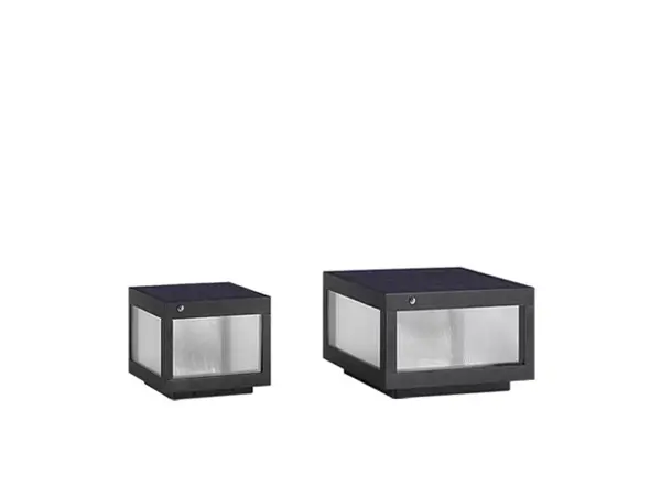 Dual-Color Solar Pillar Light